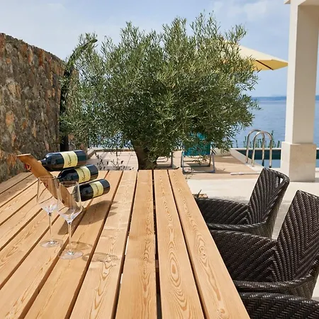Villa Vinomare Krmpote-Vodice