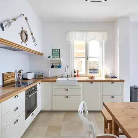 Vinomare * Krmpote-Vodice