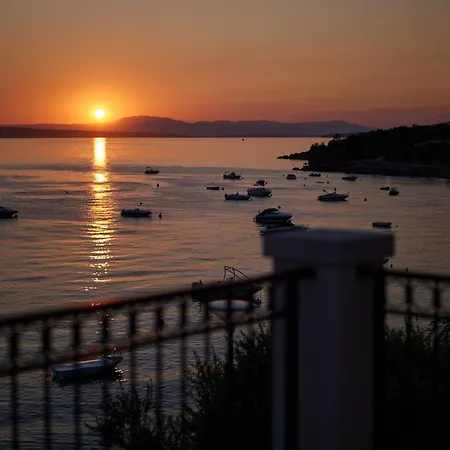 Vinomare Villa Krmpote-Vodice