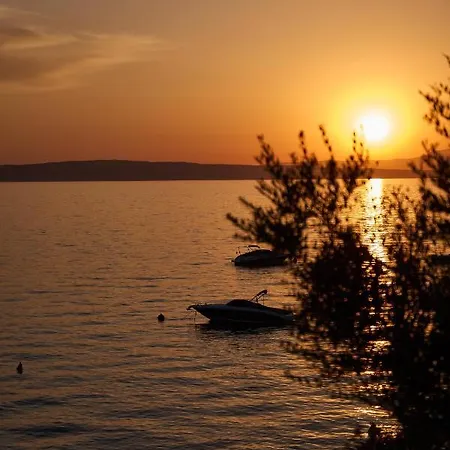 Vinomare Krmpote-Vodice