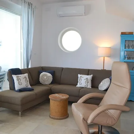 Vinomare * Krmpote-Vodice