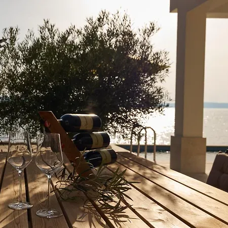 Villa Vinomare *